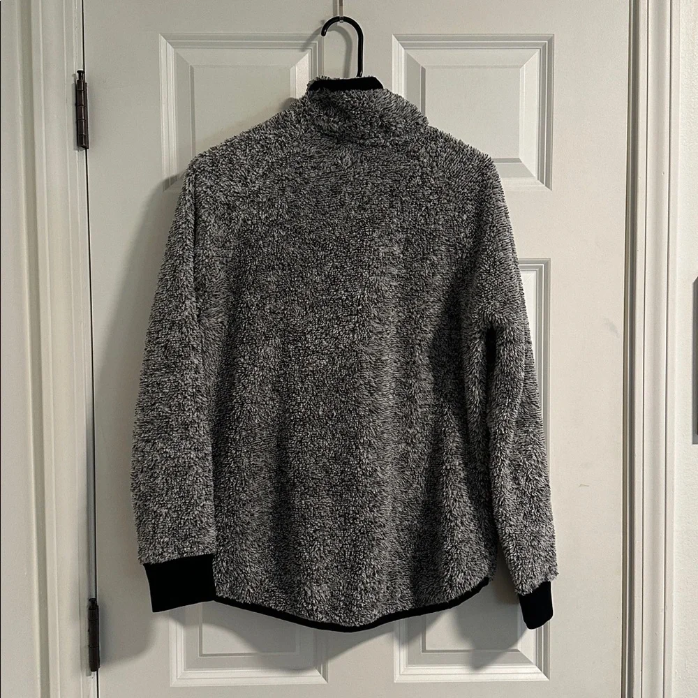 NWOT Wooly Bully Wear Grey Sherpa Turtleneck Jacket size M - Picture 10 of 12